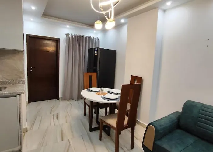 Apartment Stylish Sunny 1br